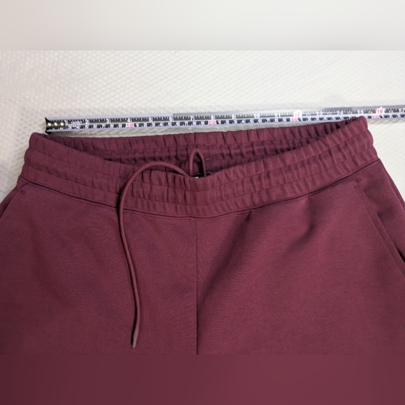 Sold - Picture 3 of 7